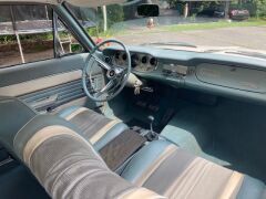 Louer une FORD 20 MTS Hard Top de de 1965 (Photo 5)