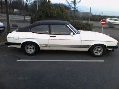 Louer une FORD Capri V6 2.3 S de de 1978 (Photo 2)