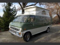 Louer une FORD Econoline 200 de de 1971 (Photo 2)