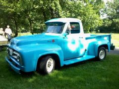 Louer une FORD F 100 de de 1955 (Photo 2)