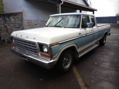 Louer une FORD F 150 S Pick Up de de 1978 (Photo 1)