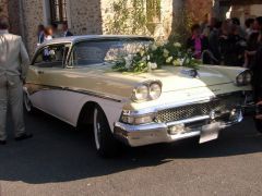 Louer une FORD Fairlane 500  de de 1958 (Photo 3)