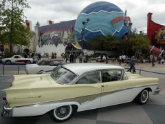 Louer une FORD Fairlane 500  de de 1958 (Photo 4)