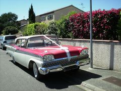 Louer une FORD Fairlane de 1959 (Photo 0)