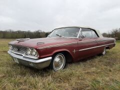 Louer une FORD Galaxie 500XL de de 1964 (Photo 2)