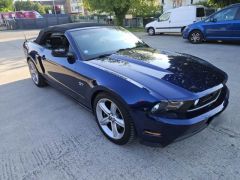 FORD Mustang   (Photo 1)
