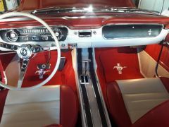 Louer une FORD Mustang 200CV de de 1965 (Photo 5)