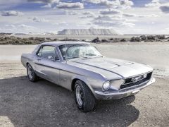 Louer une FORD Mustang 300 CV de de 1968 (Photo 1)