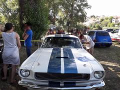 Louer une FORD Mustang 340 CV de de 1966 (Photo 3)