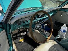 Louer une FORD Mustang  de de 1965 (Photo 5)