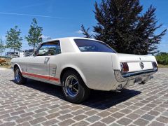 Louer une FORD Mustang  de de 1966 (Photo 2)