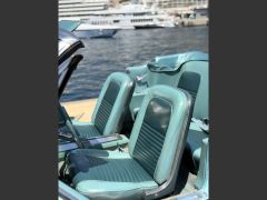 FORD Mustang  de 1967 en location pour mariage dans les Alpes-Maritimes