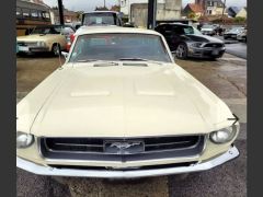 FORD Mustang  (Photo 1)