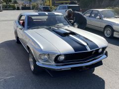 FORD Mustang Coupé (Photo 1)