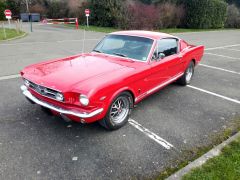 FORD Mustang Fastback (Photo 1)