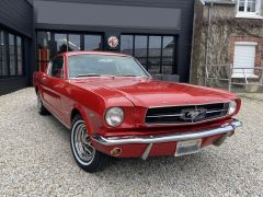 FORD Mustang Fastback de 1965 en location pour mariage dans le Calvados