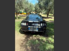 FORD Mustang Fastback (Photo 4)