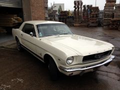 Louer une FORD Mustang GT de de 1966 (Photo 1)