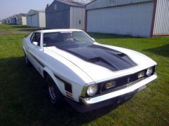 Louer une FORD Mustang Mach 1 de de 1972 (Photo 1)