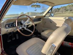 Louer une FORD Mustang V8 de de 1966 (Photo 4)