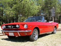 Louer une FORD Mustang de de 1964 (Photo 1)