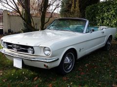 Louer une FORD Mustang de de 1965 (Photo 1)