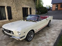 Louer une FORD Mustang de 1965 (Photo 2)