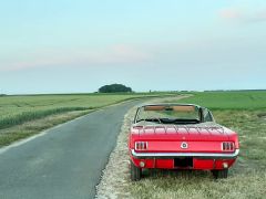 Louer une FORD Mustang de de 1965 (Photo 3)