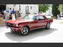 Louer une FORD Mustang de 1965 (Photo 2)