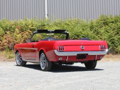 Louer une FORD Mustang de de 1965 (Photo 2)