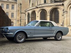 FORD Mustang (Photo 1)