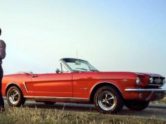 Louer une FORD Mustang de de 1965 (Photo 1)