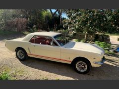 Louer une FORD Mustang de de 1965 (Photo 1)