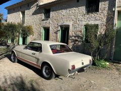 Louer une FORD Mustang de de 1965 (Photo 3)