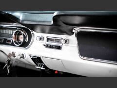 Louer une FORD Mustang de de 1965 (Photo 4)
