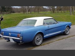 FORD Mustang de 1966 en location pour mariage dans la Seine-et-Marne