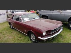 FORD Mustang de 1966 en location pour mariage en Haute-Savoie
