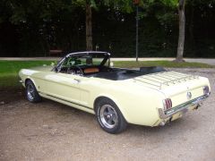 Louer une FORD Mustang de de 1966 (Photo 2)