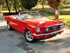 Louer une FORD Mustang de 1966 (Photo 0)