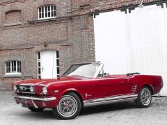 Louer une FORD Mustang de de 1966 (Photo 3)