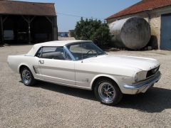 Louer une FORD Mustang de de 1966 (Photo 3)