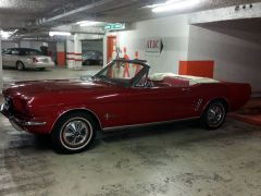 FORD Mustang (Photo 3)