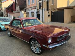 Louer une FORD Mustang de 1966 (Photo 0)