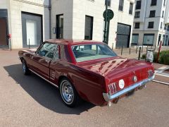 FORD Mustang (Photo 5)