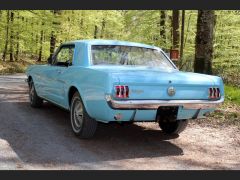 Louer une FORD Mustang de de 1966 (Photo 2)