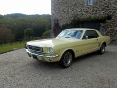 Louer une FORD Mustang de 1966 (Photo 1)
