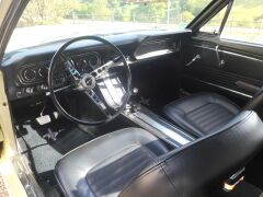 Louer une FORD Mustang de de 1966 (Photo 5)