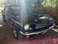 Louer une FORD Mustang de de 1966 (Photo 1)