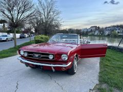 Louer une FORD Mustang de de 1966 (Photo 1)