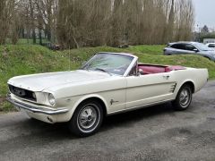 Louer une FORD Mustang de de 1966 (Photo 2)